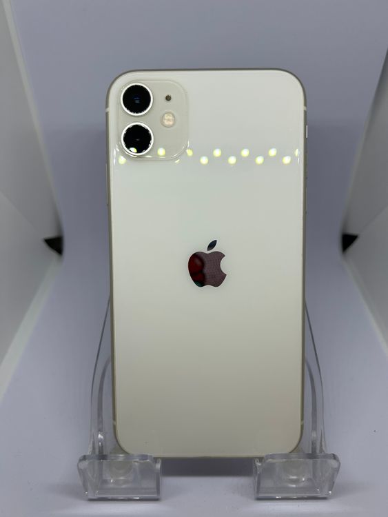 ��SIM�ե꡼ iPhone11  128GB �ۥ磻�� �Хåƥ꡼73%