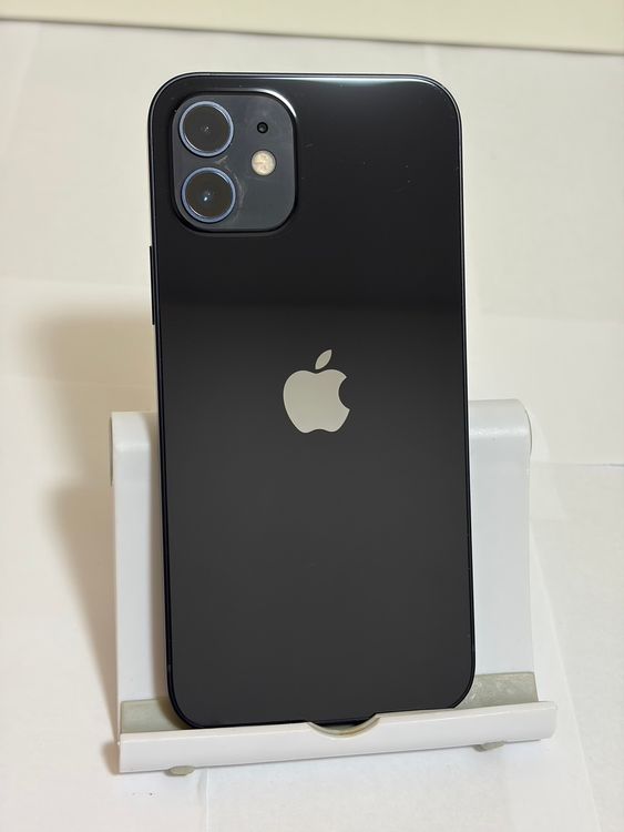 ���Хåƥ꡼82% SIM�ե꡼ iPhone12 256GB �֥�å�
