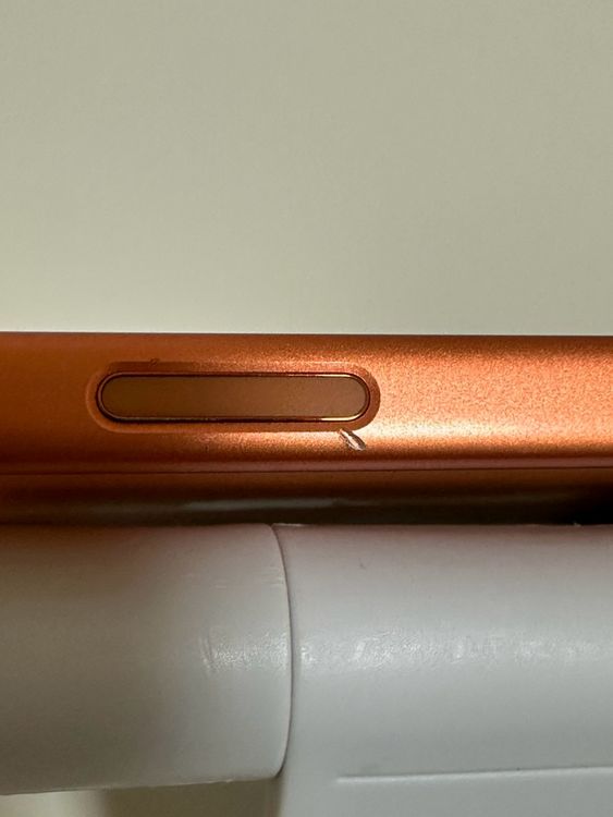 ���Хåƥ꡼99% SIM�ե꡼ iPhone17ProMax 512GB �����ߥå������