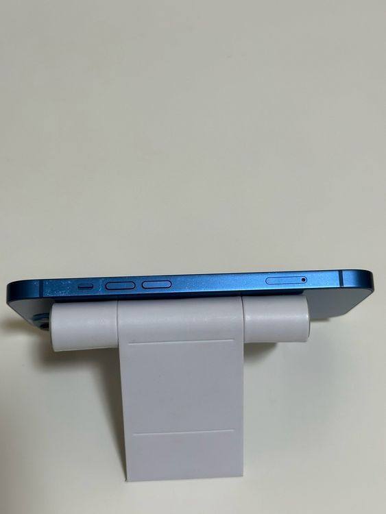 ��SIM�ե꡼ iPhone13 256GB �֥롼