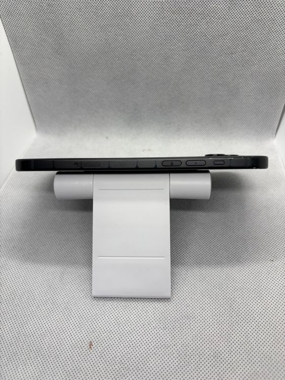 ���Хåƥ꡼89% SIM�ե꡼ iPhone15Plus 128GB �֥�å�