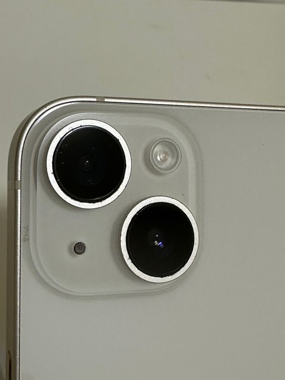 ���Хåƥ꡼80% SIM�ե꡼ iPhone14 128GB �������饤��