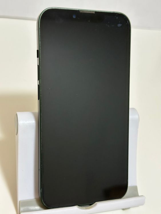 ���Хåƥ꡼85% SIM�ե꡼ iPhone13 128GB ���꡼��