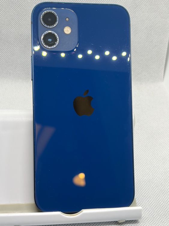 ���Хåƥ꡼83% SIM�ե꡼ iPhone12 64GB �֥롼
