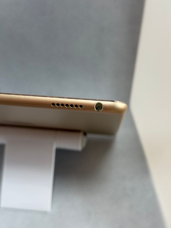 ���ϥԥͥ��ͥå� iPadPro 9.7����� 32GB �������