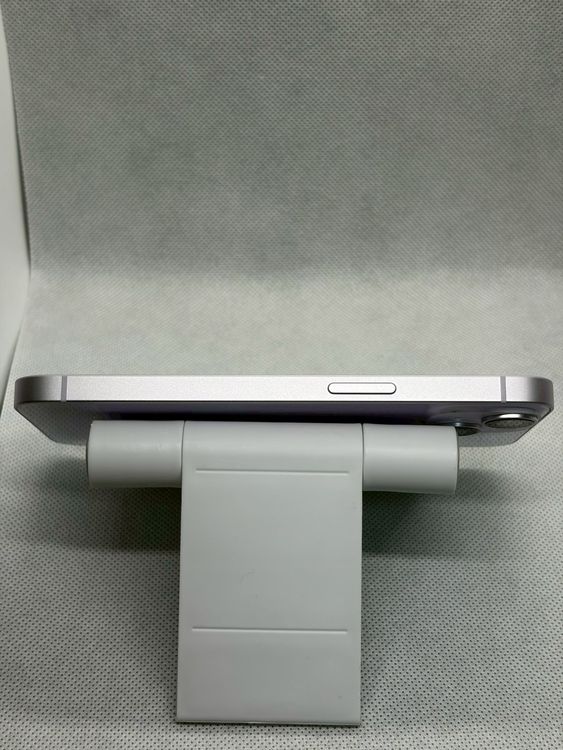 ��Ķ���� SIM�ե꡼ iPhone14 128GB �ѡ��ץ� �Хåƥ꡼80%