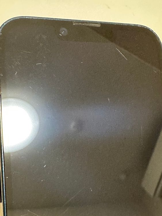 ���Хåƥ꡼83% SIM�ե꡼ iPhone14 128GB �ߥåɥʥ���