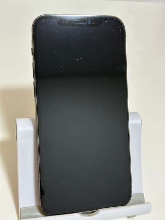 ���Хåƥ꡼87% SIM�ե꡼ iPhone12Pro 128GB ����ե�����
