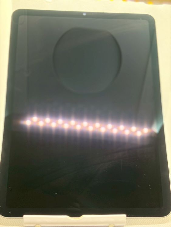 ��SIM�ե꡼ iPad Air ��5���� 64GB ���졼 �Хåƥ꡼86%
