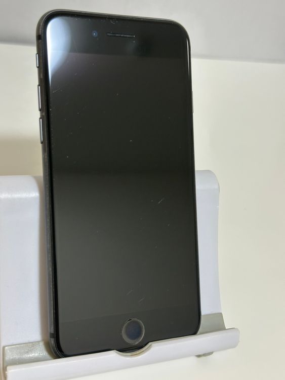 ��SIM�ե꡼ iPhone8 64GB ���ڡ������쥤