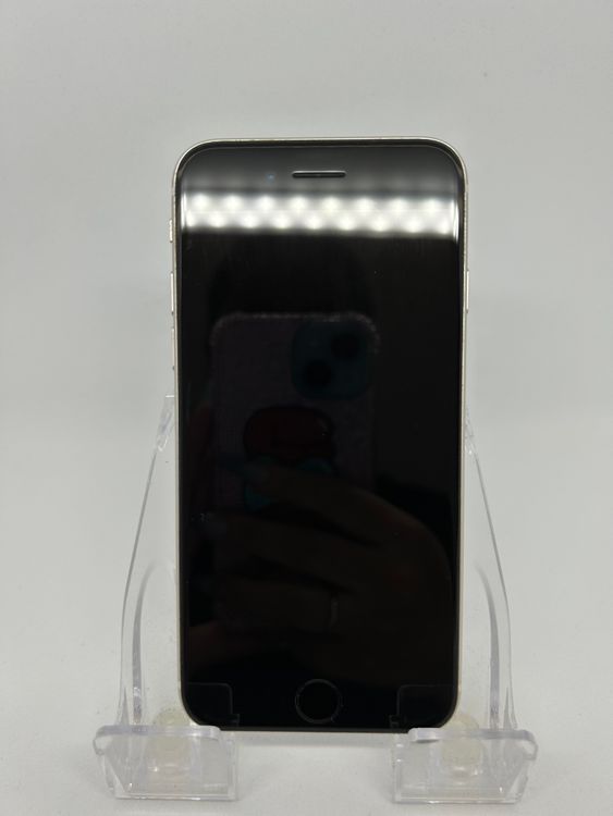 SIM�ե꡼ iPhoneSE��3����  128GB �������饤�� �Хåƥ꡼77%