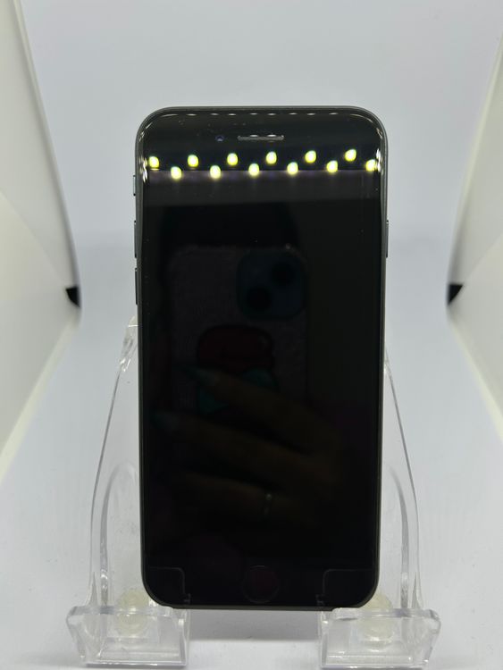 ��SIM�ե꡼ iPhoneSE��3����  128GB �ߥåɥʥ��� �Хåƥ꡼78%