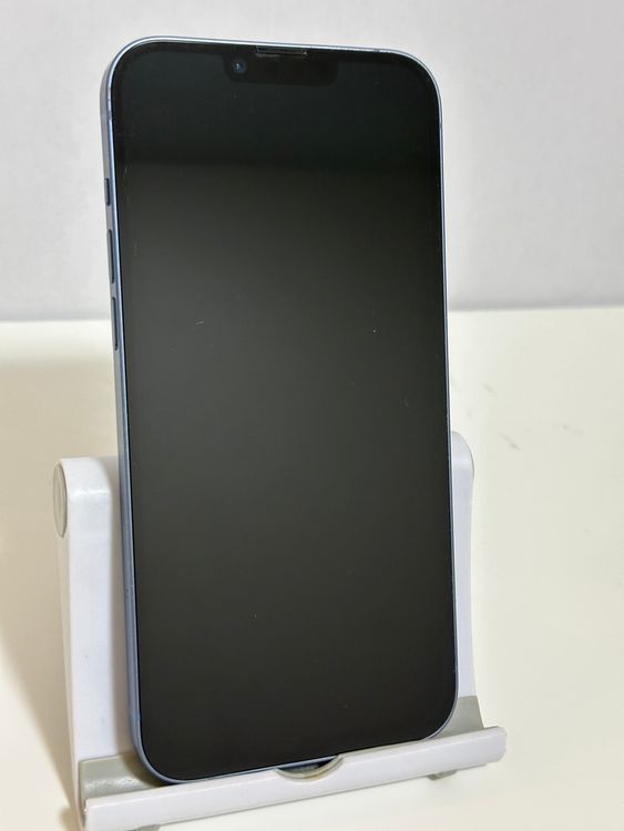 ���Хåƥ꡼82% SIM�ե꡼ iPhone14Plus 128GB �֥롼