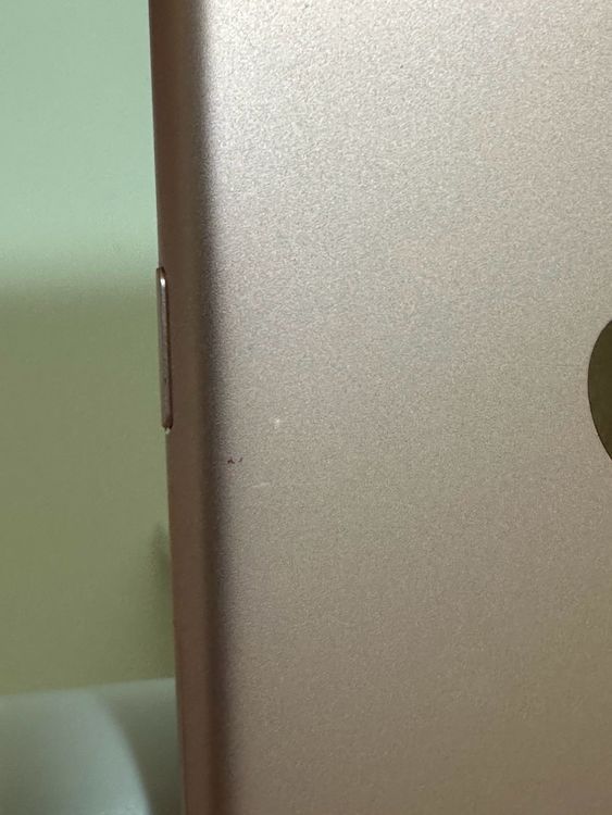 ���Хåƥ꡼82% SIM�ե꡼ iPhone6s 128GB �������������