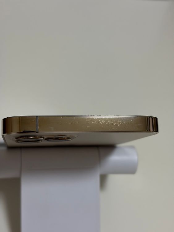 ���Хåƥ꡼89% SIM�ե꡼ iPhone12Pro 256GB �������