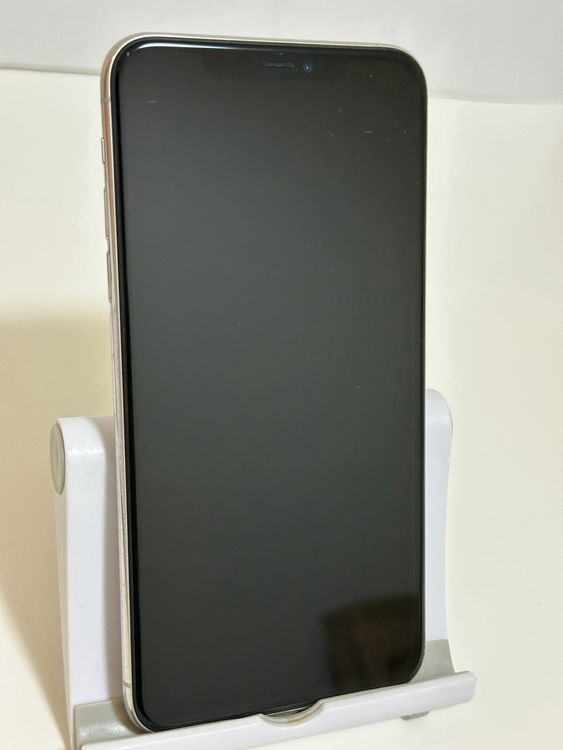 ��SIM�ե꡼ iPhone11ProMax 256GB ����С�