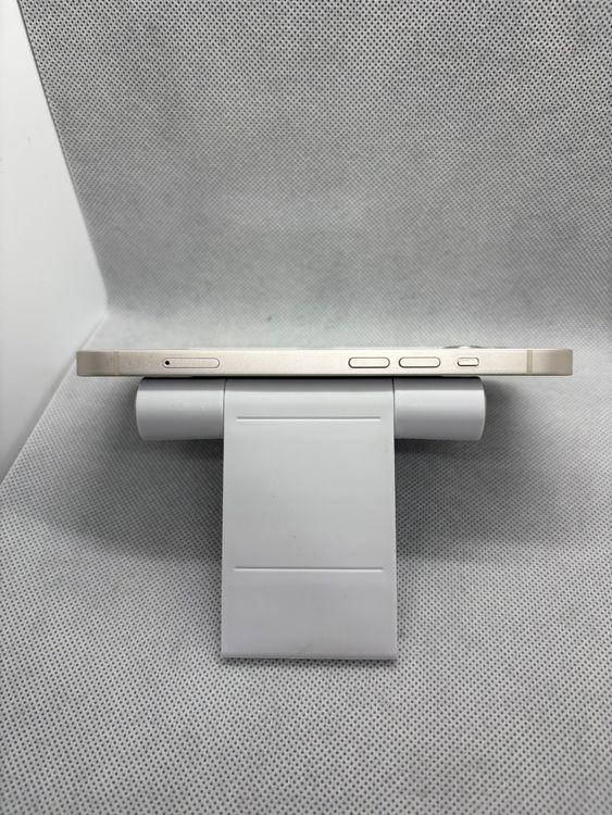 ���Хåƥ꡼89% SIM�ե꡼ iPhone13 128GB �������饤��