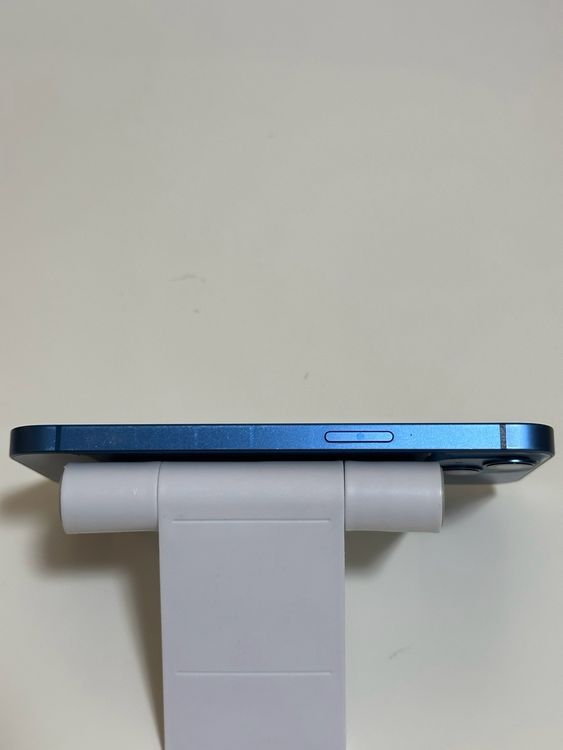 ��SIM�ե꡼ iPhone13 256GB �֥롼