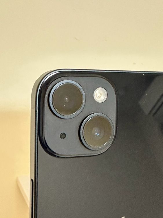 ���Хåƥ꡼83% SIM�ե꡼ iPhone14 128GB �ߥåɥʥ���