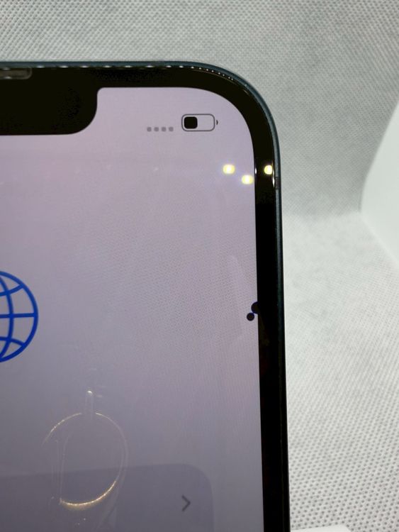 ���Хåƥ꡼84% SIM�ե꡼ iPhone13 128GB �ߥåɥʥ���