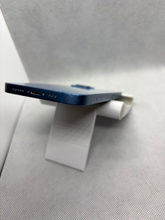 ���ϥԥͥ��ͥå� SIM�ե꡼ iPhone13 128GB �֥롼 �Хåƥ꡼87%