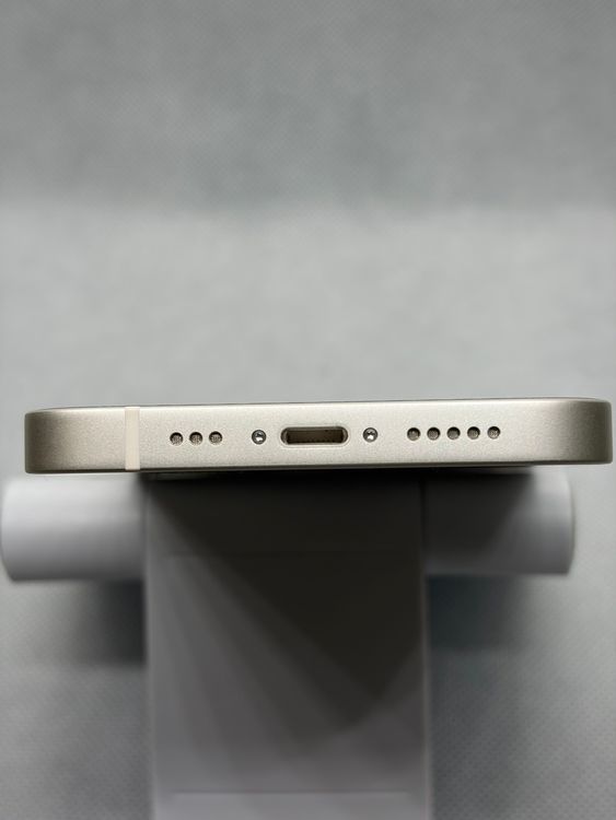 ������̤���� SIM�ե꡼ iPhone13 128GB �������饤��