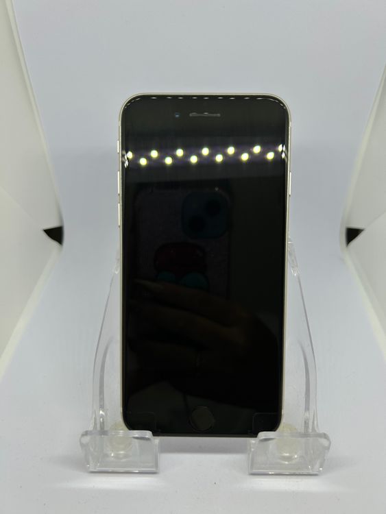 ��SIM�ե꡼ iPhoneSE ��3���� 128GB �������饤��