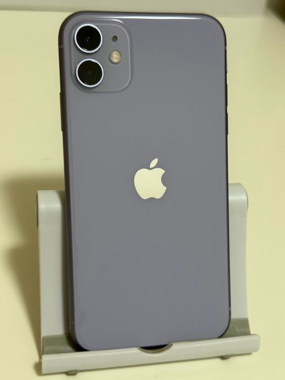 ���Хåƥ꡼80% SIM�ե꡼ iPhone11 64GB �ѡ��ץ�