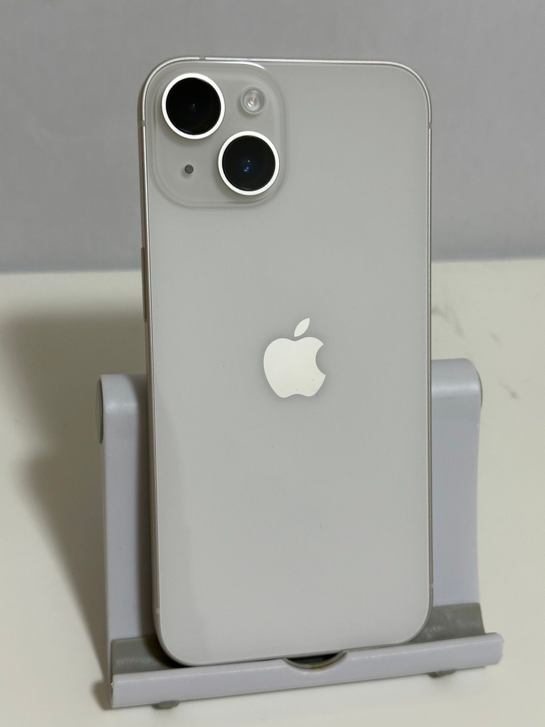 ムスビー｜○バッテリー99% 新品同様 SIMフリー iPhone14 128GB スター