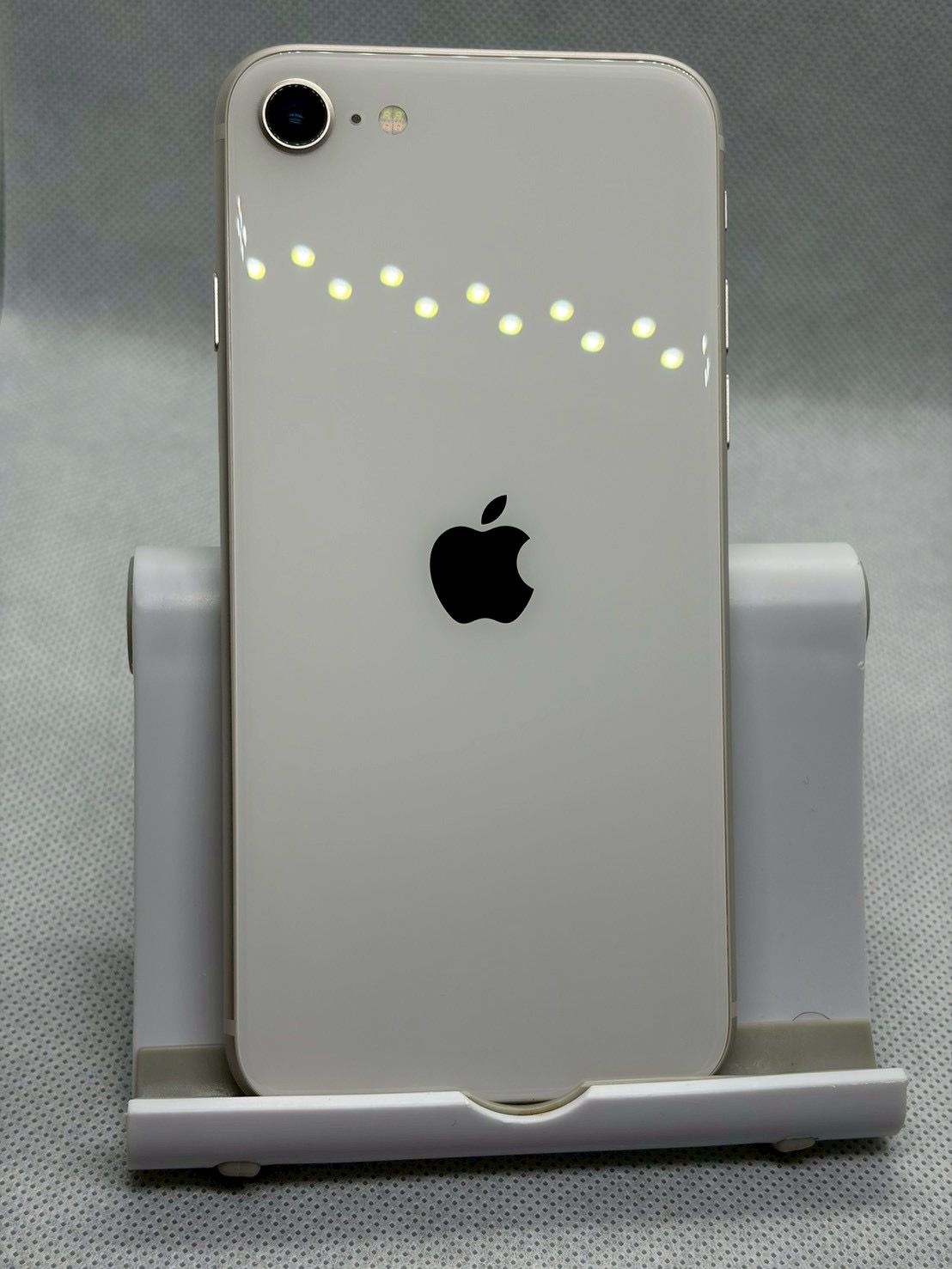 ムスビー｜○バッテリー83% SIMフリー iPhoneSE 第3世代 64GB スター