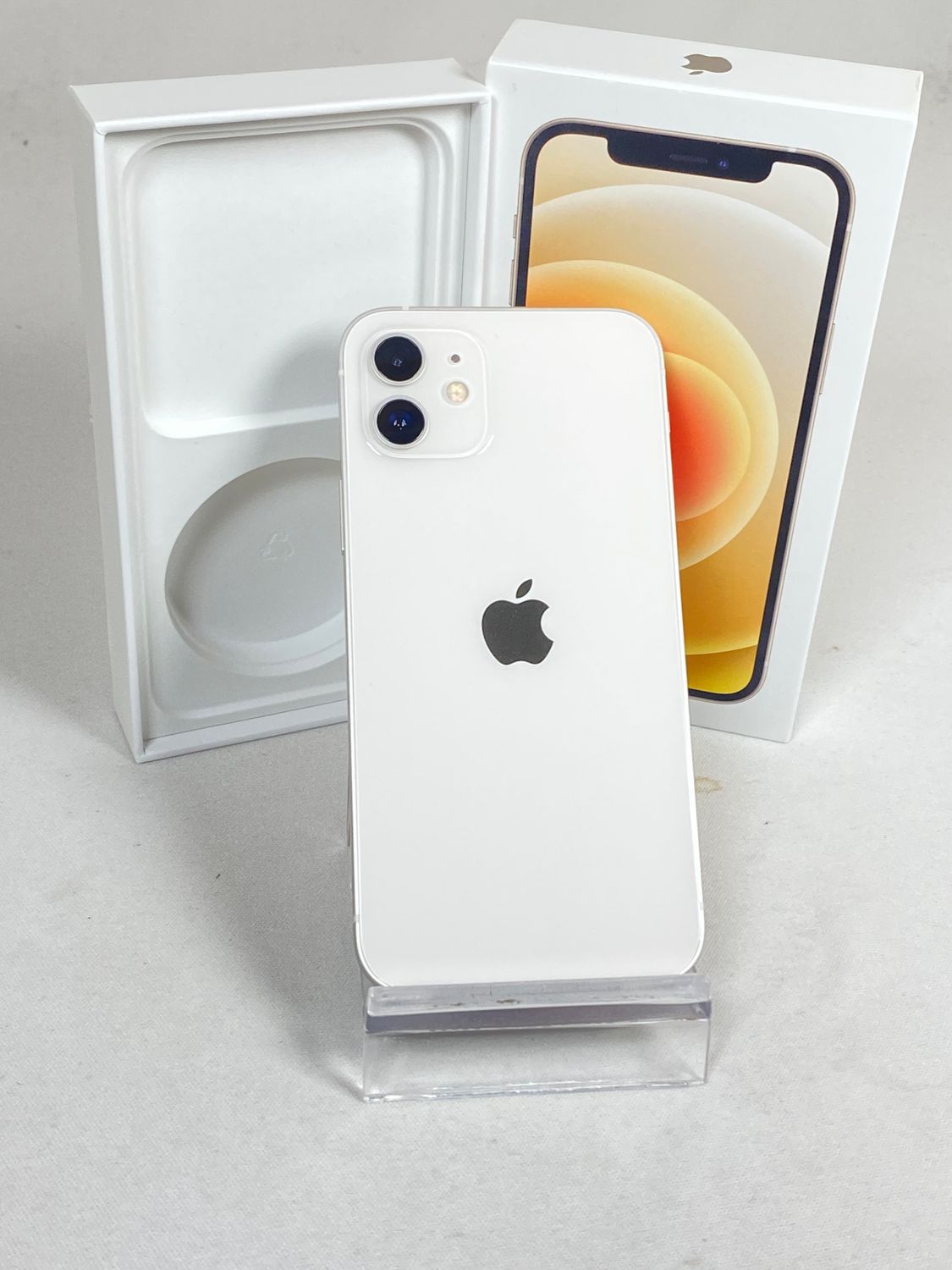 iPhone12 SIMフリー 本体 64G ホワイト　バッテリー78% ムスビー｜○ハピネスネット SIMフリーiPhone12 ホワイト 64GB
