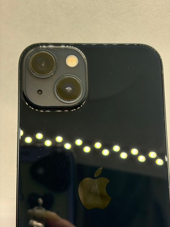 ���Хåƥ꡼83% SIM�ե꡼ iPhone13 256GB �ߥåɥʥ���