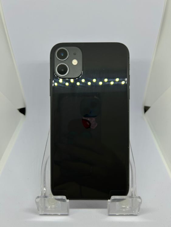 ��SIM�ե꡼ iPhone11  128GB �֥�å�