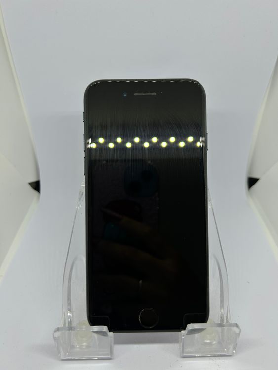��SIM�ե꡼ iPhoneSE��3����  64GB �ߥåɥʥ���