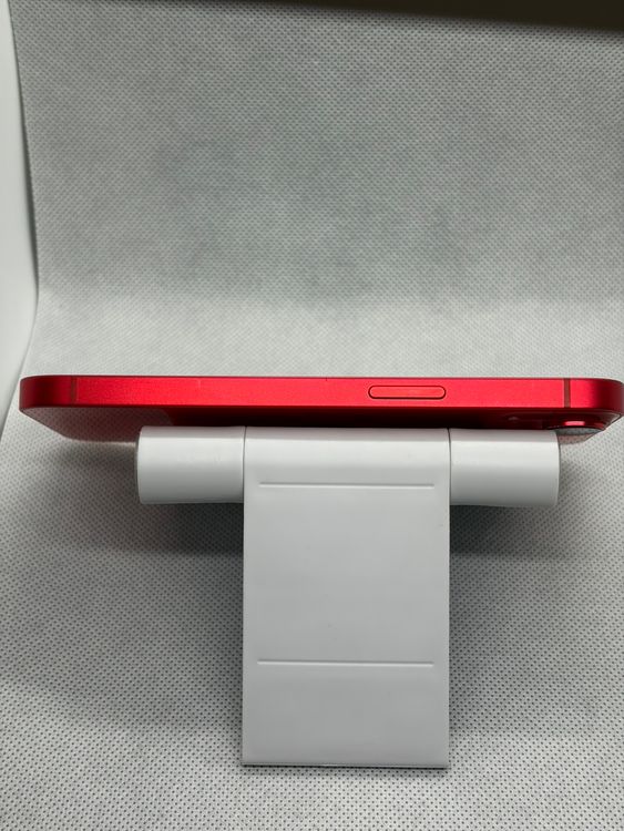 ���Хåƥ꡼82% SIM�ե꡼ iPhone14 128GB ��å�