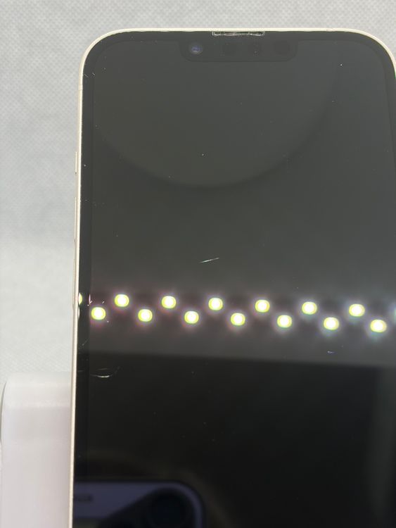 ���Хåƥ꡼85% SIM�ե꡼ iPhone14 128GB �������饤��