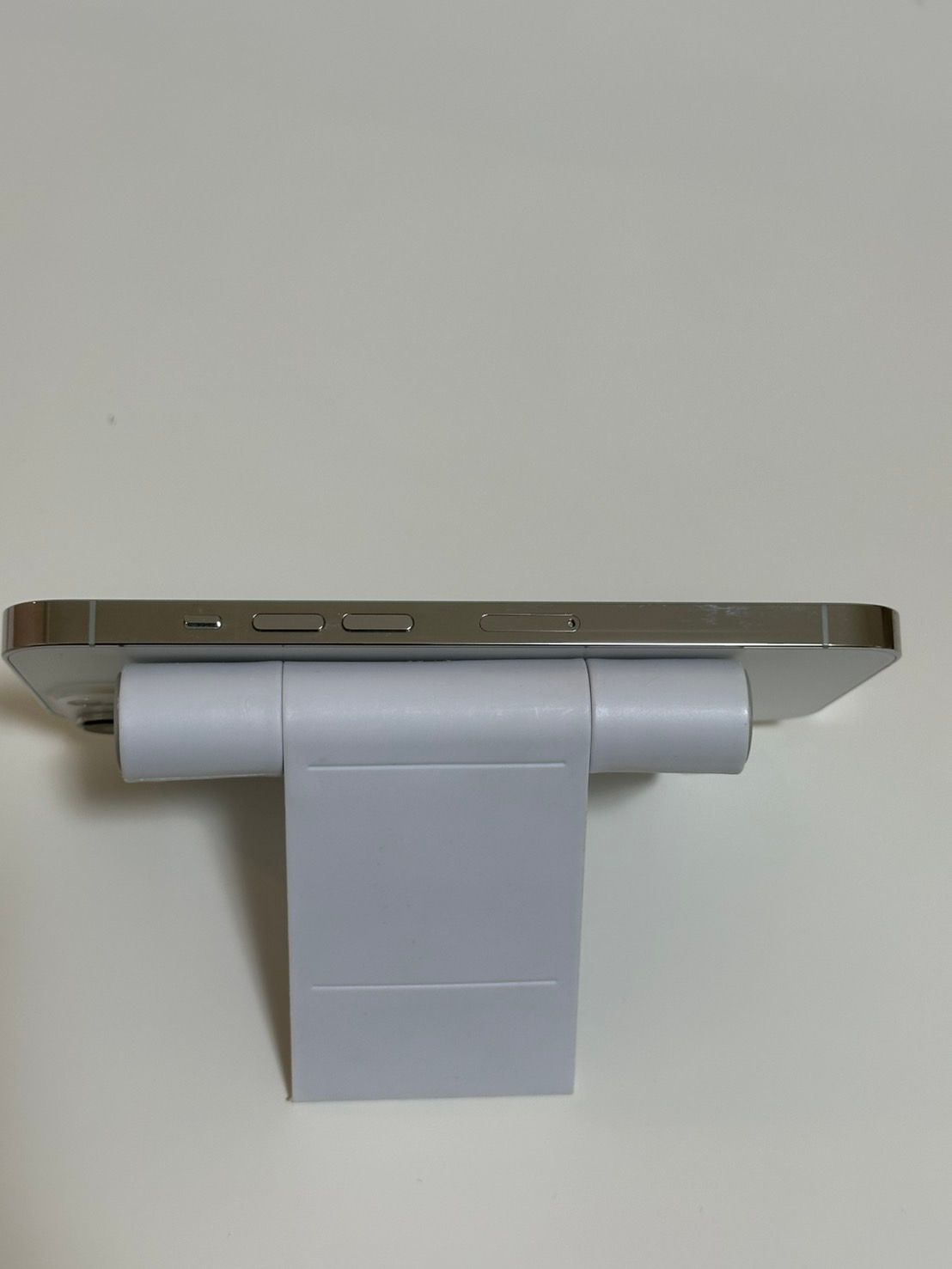 ムスビー｜○SIMフリー iPhone13Pro 1TB シルバー【iPhone13 Pro SIM