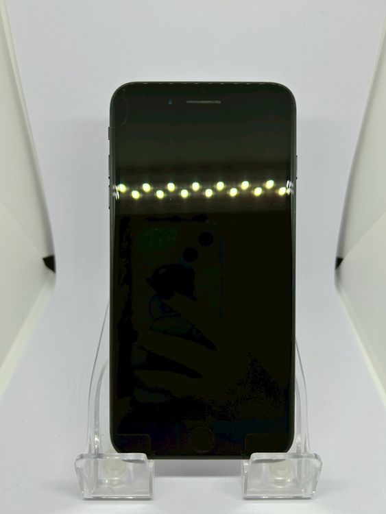 ��SIM�ե꡼ iPhone7Plus  128GB �֥�å� �Хåƥ꡼81%