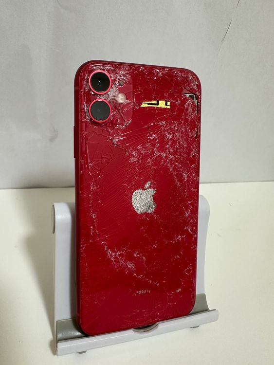 ���Хåƥ꡼96% SIM�ե꡼ iPhone11 64GB ��å�