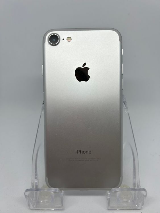 ���ϥԥͥ��ͥå� SIM�ե꡼ iPhone7  32GB ����С� �Хåƥ꡼90%