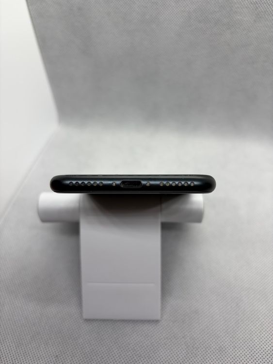 ���ϥԥͥ��ͥå� SIM�ե꡼ iPhoneSE ��3���� 64GB �ߥåɥʥ���