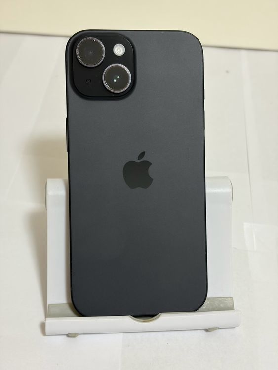 ���Хåƥ꡼88% SIM�ե꡼ iPhone15 128GB �֥�å�