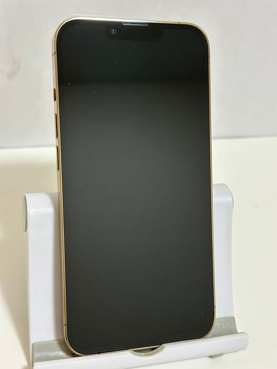 ���Хåƥ꡼81% SIM�ե꡼ iPhone13Pro 128GB �������