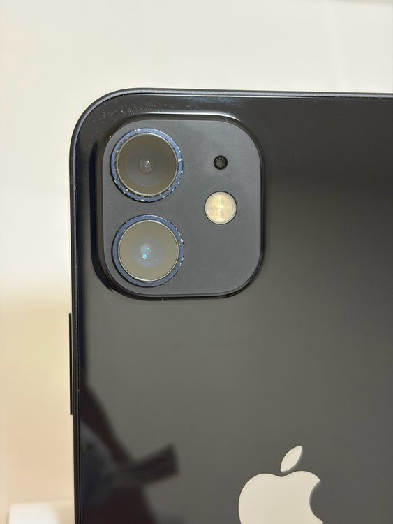 ���Хåƥ꡼83% SIM�ե꡼ iPhone12 128GB �֥�å�