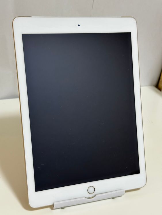 ��SIM�ե꡼ iPad ��5���� 32GB �������