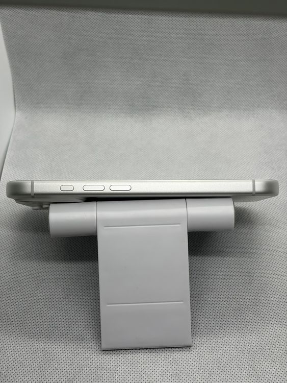 ���Хåƥ꡼100% Ķ���� SIM�ե꡼ iPhone17Pro 256GB ����С�