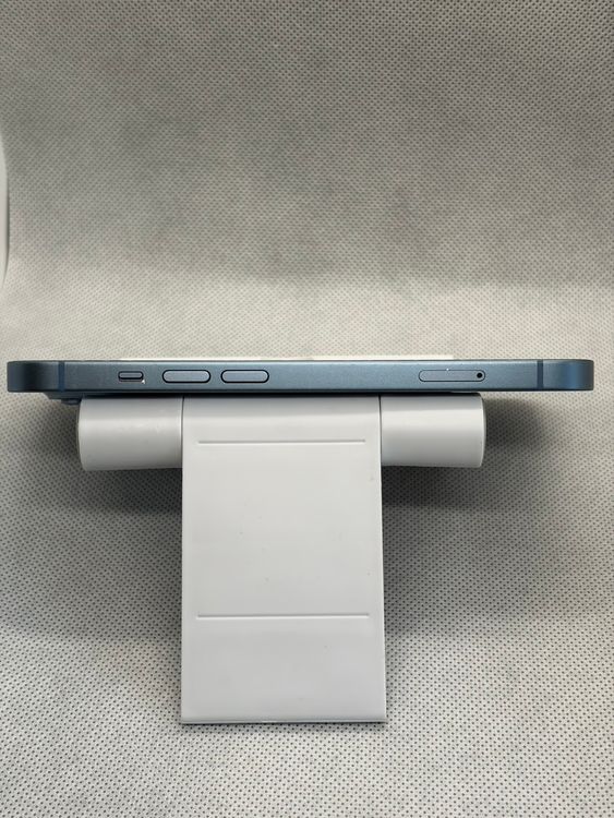 ���Хåƥ꡼87% SIM�ե꡼ iPhone14 128GB �֥롼