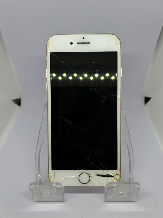 ��SIM�ե꡼ iPhone8  64GB ������� �Хåƥ꡼85%