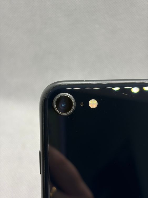 ���Хåƥ꡼91% SIM�ե꡼ iPhoneSE ��3���� 64GB �ߥåɥʥ���