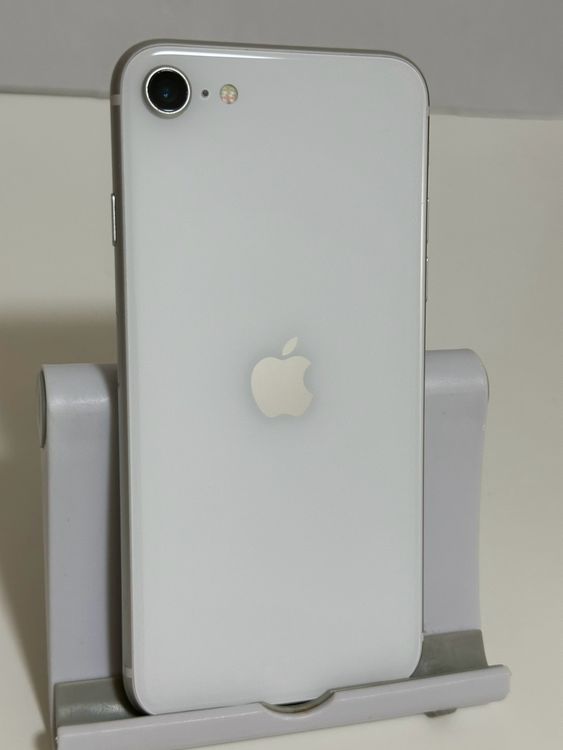 ���Хåƥ꡼80% SIM�ե꡼ iPhoneSE ��2���� 64GB �ۥ磻��